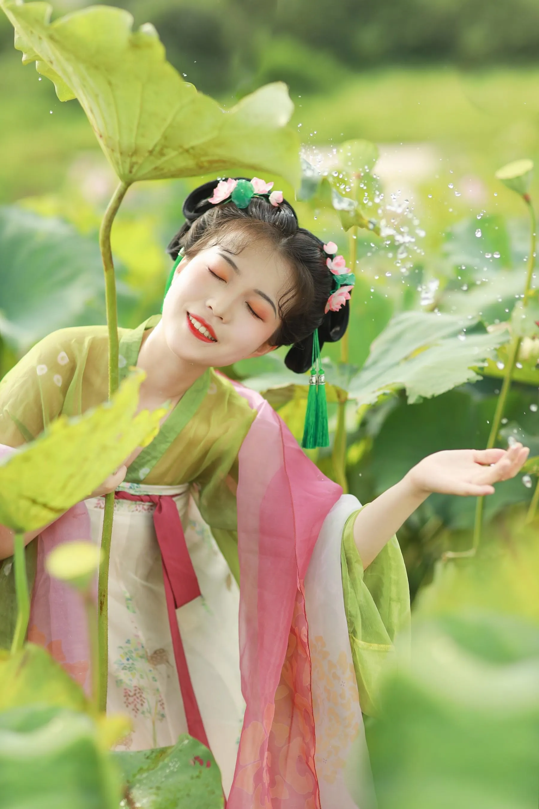 [YITUYU艺图语]2022.08.03 荷花少女 我超白_ [30P]插图6